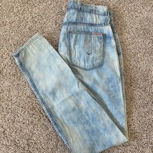 Women’s Hudson Nico Super Skinny midrise Jeans size 24